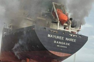 Αυτοπαγιδεύτηκε στα Στενά ο Τραμπ